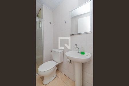 Banheiro de apartamento para alugar com 1 quarto, 36m² em Cavalhada, Porto Alegre