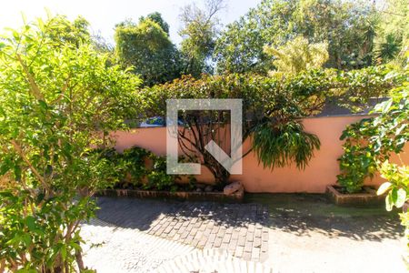 Vista da Sala de casa para alugar com 3 quartos, 570m² em Engenho do Mato, Niterói