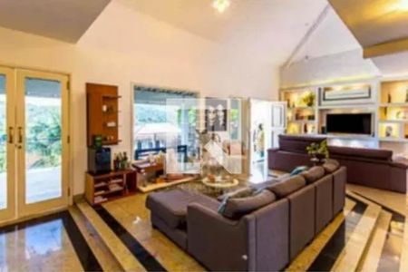 Sala de casa de condomínio à venda com 3 quartos, 200m² em Anil, Rio de Janeiro