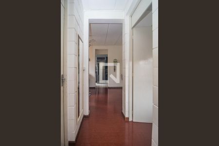 Corredor de apartamento à venda com 2 quartos, 52m² em Vila Nova, Porto Alegre