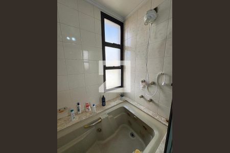 Banheiro da Suíte de casa à venda com 4 quartos, 157m² em Vila Arens, Jundiaí
