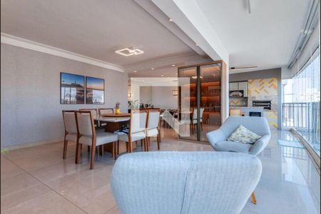 Apartamento à venda com 3 quartos, 176m² em Cambuci, São Paulo