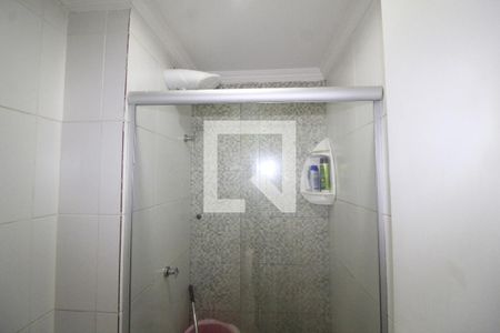 Banheiro de apartamento para alugar com 2 quartos, 72m² em Jardim das Margaridas, Salvador