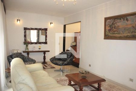 Sala de casa para alugar com 4 quartos, 400m² em Vila Rosalia, Guarulhos