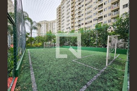 Campo de Futebol de apartamento para alugar com 2 quartos, 52m² em Del Castilho, Rio de Janeiro