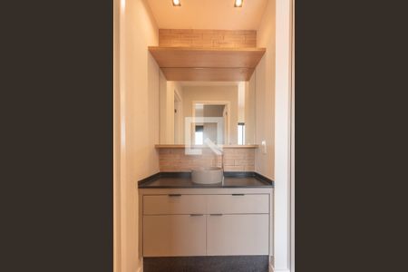 Banheiro de apartamento para alugar com 1 quarto, 34m² em Parque Industrial, Campinas