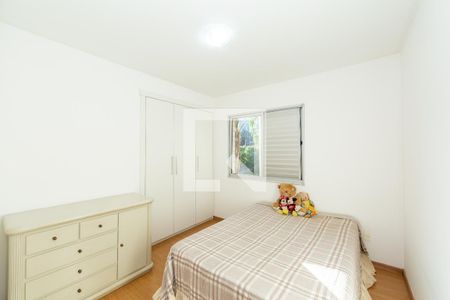 Quarto 2 de apartamento à venda com 4 quartos, 145m² em Buritis, Belo Horizonte