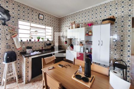 Cozinha de casa à venda com 4 quartos, 163m² em Jardim São Pedro, Campinas
