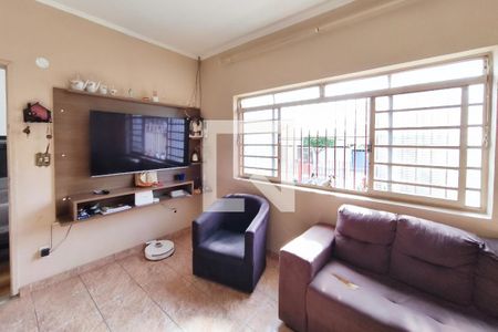 Sala de casa à venda com 4 quartos, 163m² em Jardim São Pedro, Campinas