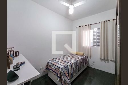 Quarto de casa para alugar com 4 quartos, 200m² em Jardim Maria Virginia, São Paulo