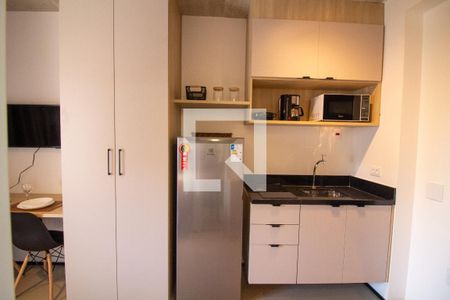 Cozinha de kitnet/studio à venda com 1 quarto, 22m² em Santo Amaro, São Paulo