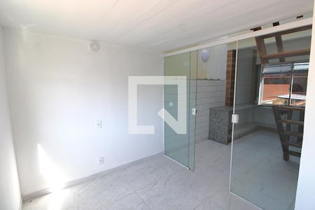 Quarto 1 de casa à venda com 2 quartos, 50m² em Vila Valqueire, Rio de Janeiro