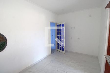 Sala de casa para alugar com 2 quartos, 50m² em Vila Valqueire, Rio de Janeiro