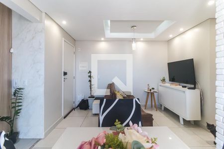 Sala de apartamento para alugar com 3 quartos, 74m² em Centro, Poá