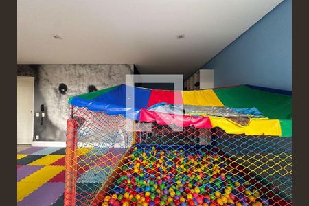 Apartamento à venda com 2 quartos, 82m² em Alphaville Industrial, Barueri