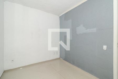 Quarto 1 de apartamento para alugar com 2 quartos, 44m² em Mário Quintana, Porto Alegre