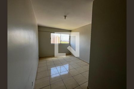 Quarto de apartamento para alugar com 2 quartos, 48m² em Qr 110, Brasília
