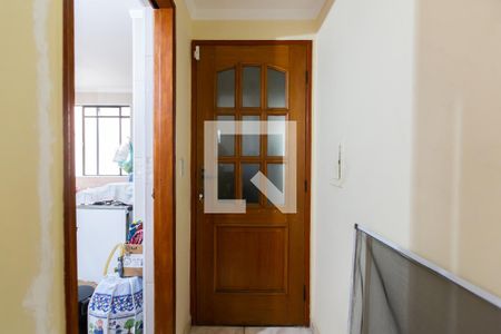 Entrada de apartamento à venda com 2 quartos, 40m² em Conjunto Residencial José Bonifácio , Guarulhos