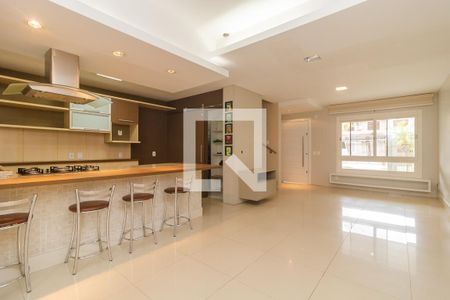 Sala de casa para alugar com 3 quartos, 200m² em Hípica, Porto Alegre