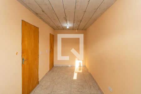 Quarto de casa para alugar com 1 quarto, 40m² em Parque Casa de Pedra, São Paulo