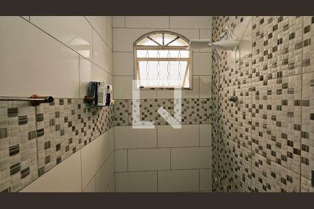 Banheiro da Suíte de casa à venda com 3 quartos, 164m² em Vila Tupi, Várzea Paulista