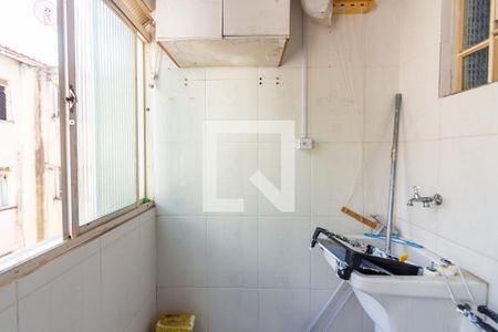 Área de Serviço  de apartamento à venda com 2 quartos, 48m² em Recanto das Rosas, Osasco
