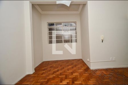 Sala de apartamento para alugar com 2 quartos, 70m² em Santo Agostinho, Belo Horizonte