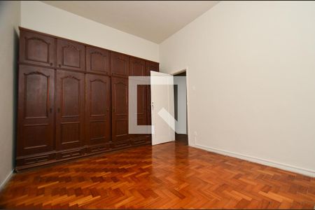 Quarto 2 de apartamento para alugar com 2 quartos, 70m² em Santo Agostinho, Belo Horizonte
