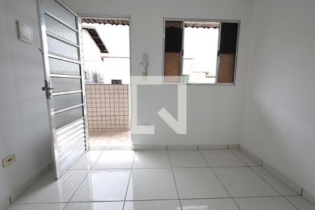 Quarto de kitnet/studio para alugar com 1 quarto, 18m² em Vila Curuçá, Santo André