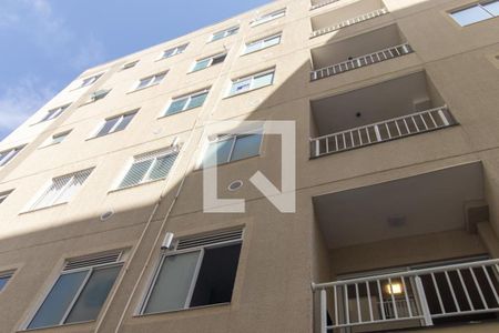 Plaquinha de apartamento à venda com 2 quartos, 44m² em Novo Mundo, Curitiba