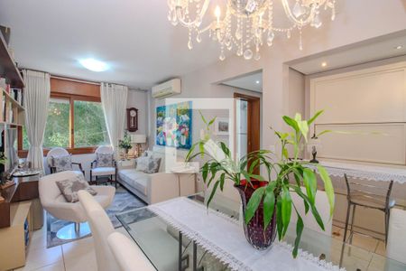 Sala de apartamento à venda com 3 quartos, 97m² em Rio Branco, Porto Alegre