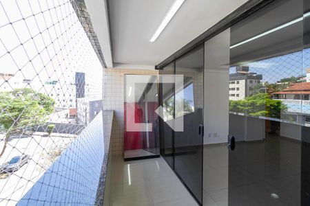 Varanda da sala de apartamento à venda com 3 quartos, 96m² em Castelo, Belo Horizonte