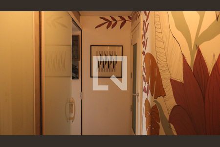 Corredor de apartamento para alugar com 2 quartos, 42m² em Bela Vista, São Paulo