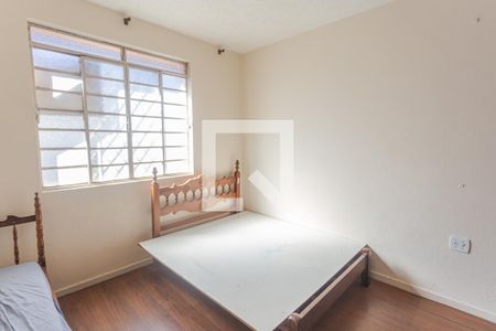 Quarto 1 de casa à venda com 2 quartos, 235m² em Carlos Prates, Belo Horizonte