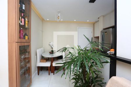 Sala de apartamento à venda com 2 quartos, 42m² em Parque Arariba, São Paulo