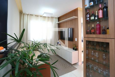 Sala de apartamento à venda com 2 quartos, 42m² em Parque Arariba, São Paulo