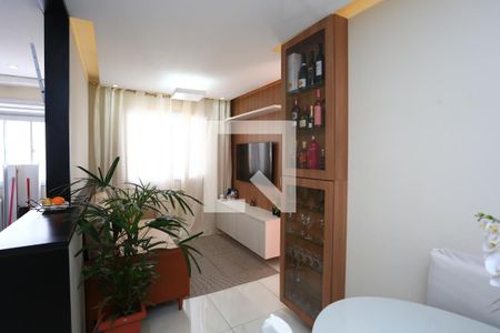 Sala de apartamento à venda com 2 quartos, 42m² em Parque Arariba, São Paulo