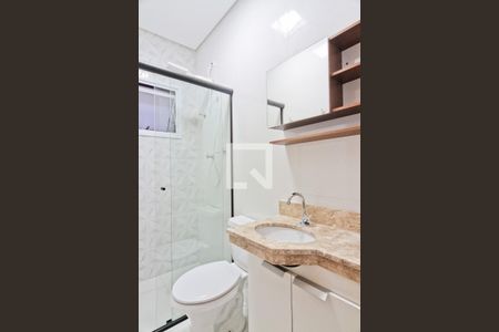 Banheiro de apartamento para alugar com 1 quarto, 31m² em Vila Guilherme, São Paulo
