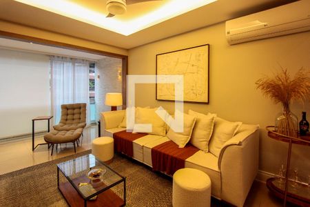 Sala de apartamento à venda com 3 quartos, 130m² em Barra da Tijuca, Rio de Janeiro