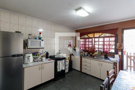 Casa à venda com 135m², 4 quartos e 2 vagasCozinha