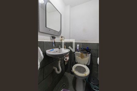 Lavabo de casa à venda com 4 quartos, 135m² em Itaquera, São Paulo
