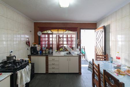Casa à venda com 135m², 4 quartos e 2 vagasCozinha
