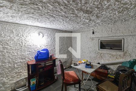 Casa à venda com 135m², 4 quartos e 2 vagasEdícula - Cozinha