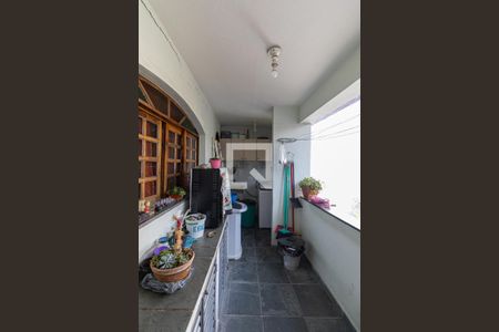 Casa à venda com 135m², 4 quartos e 2 vagasÁrea de Serviço