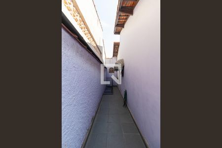 Casa à venda com 135m², 4 quartos e 2 vagasCorredor