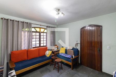 Sala de casa à venda com 4 quartos, 135m² em Itaquera, São Paulo