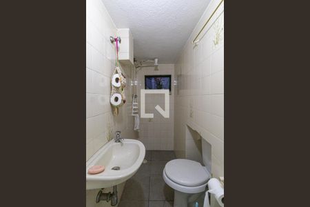 Casa à venda com 135m², 4 quartos e 2 vagasEdícula - Banheiro
