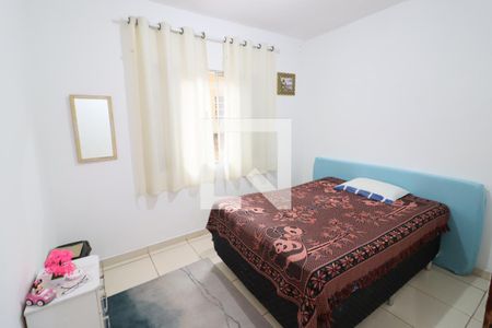 Quarto de casa à venda com 3 quartos, 375m² em Vila Osasco, Osasco