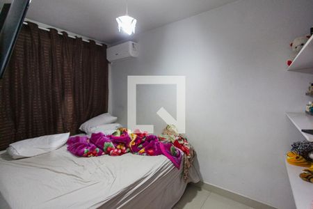 Quarto 1 de apartamento para alugar com 2 quartos, 46m² em Chácaras Tubalina E Quartel, Uberlândia