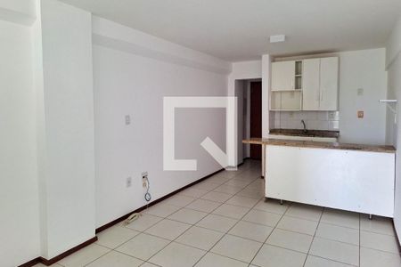 Sala de apartamento à venda com 1 quarto, 40m² em Itaipu, Niterói